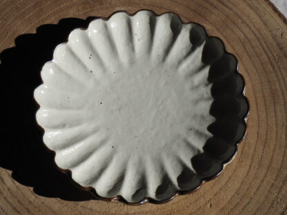Chrysanthemum Type Plate - Image 2